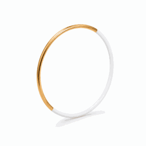 Jonc Paulina Rayonnante bi color blanc côté doré en acier inoxydable personnalisable Les Paulinas