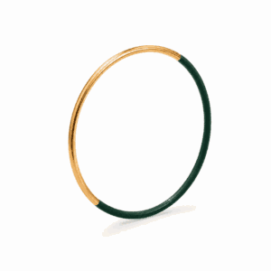 Jonc Paulina Rayonnante bi color vert foncé côté doré en acier inoxydable personnalisable Les Paulinas