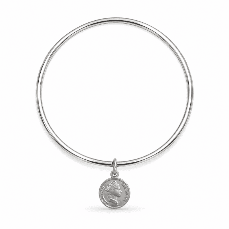 Les Paulinas, jonc pièce de monnaie argenté en acier inoxydable Jonc pièce de monnaie argenté en acier inoxydable avec charm médaille, bijou personnalisable Les Paulinas
